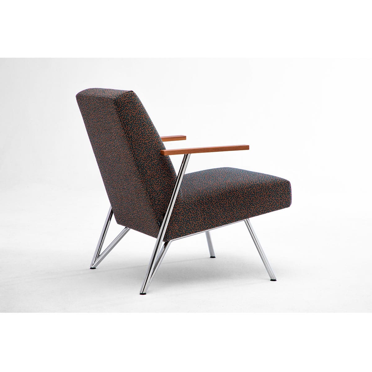 Alternative view of Fauteuil Shell